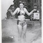 Weegee, Keeping Cool, June 14, 1945, silver gelatin print on glossy fibre paper, printed by June 22, 1945, 18,3 (20,3) x 14,5 (15,5) cm, © Weegee / International Center of Photography, Courtesy: Daniel Blau