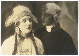 Li Osborne, “Hermine Körner und Adolf Wohlbrück”, 1921/24, © Li Osborne, courtesy Daniel Blau, Munich