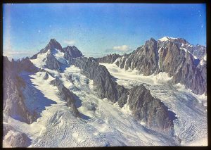 Unidentified Photographer, "Swiss Glacier (Sella Glacier?)", n.d., Lumière autochrome, 12,9 x 17,9 cm, © Unidentified Photographer, courtesy Daniel Blau, Munich