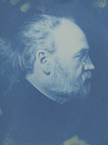 Émile Zola, "Self-Portait", c. 1895-1900, cyanotype mounted on original board, 11,1 (19,5) x 8,3 (13,5), © Daniel Blau, Munich