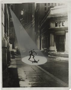 Unidentified Photographer, "Wall Street Works Overtime", April 20, 1933, silver gelatin print with retouchings and airbrush on glossy fibre paper, 21,2 (22,6) x 16,7 (17,9) cm, © Unidentified Photographer, courtesy Daniel Blau, Munich